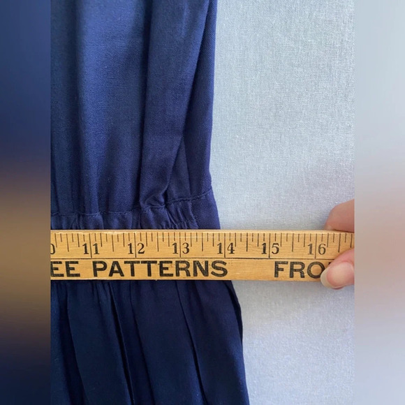 SARAH  ELIZABETH pleated navy blue maxi buttoned back closure sz 10 - Picture 8 of 11